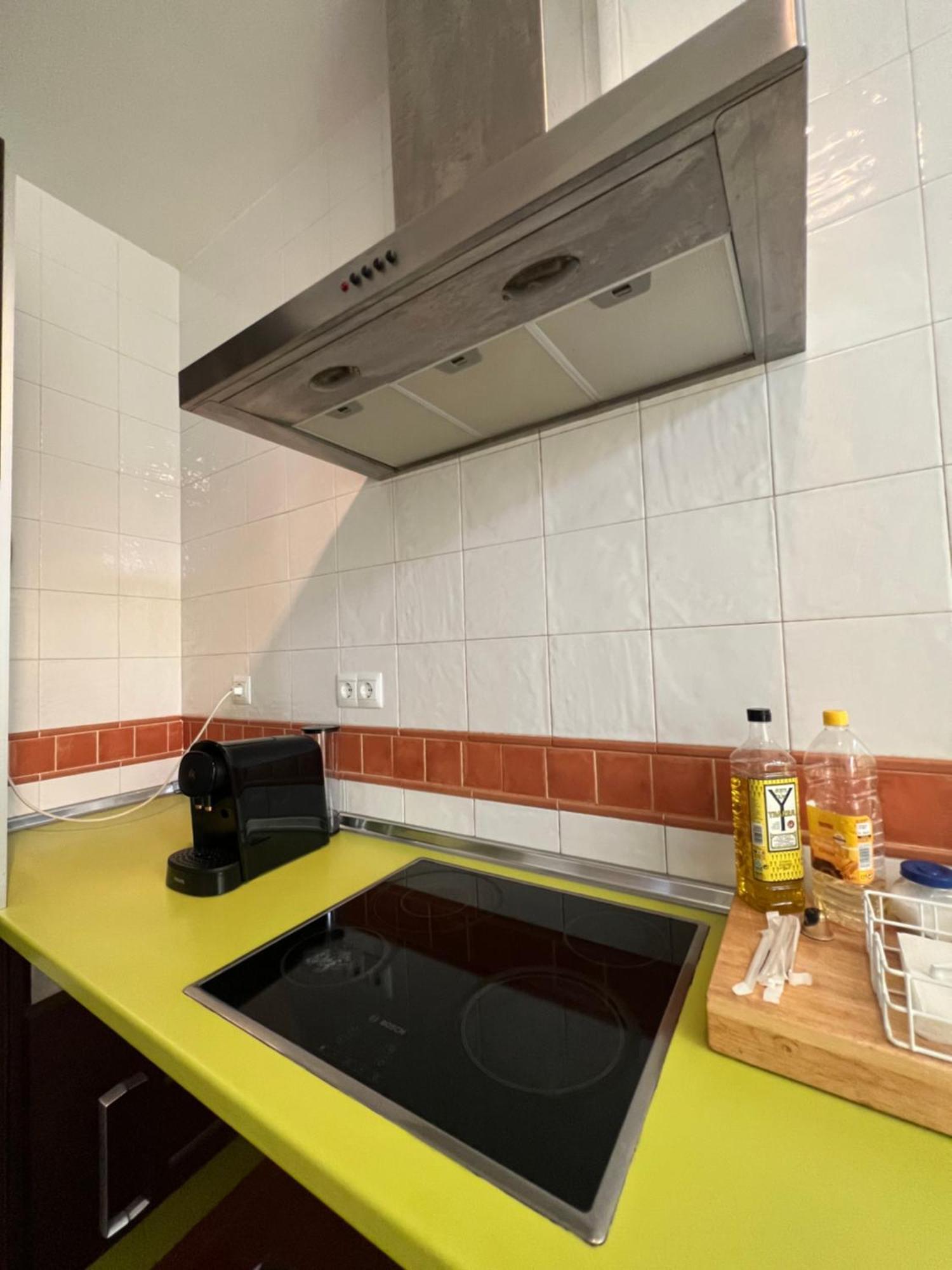 Apartamentos Sevilla Deluxe Rosales Los Rosales  Kültér fotó